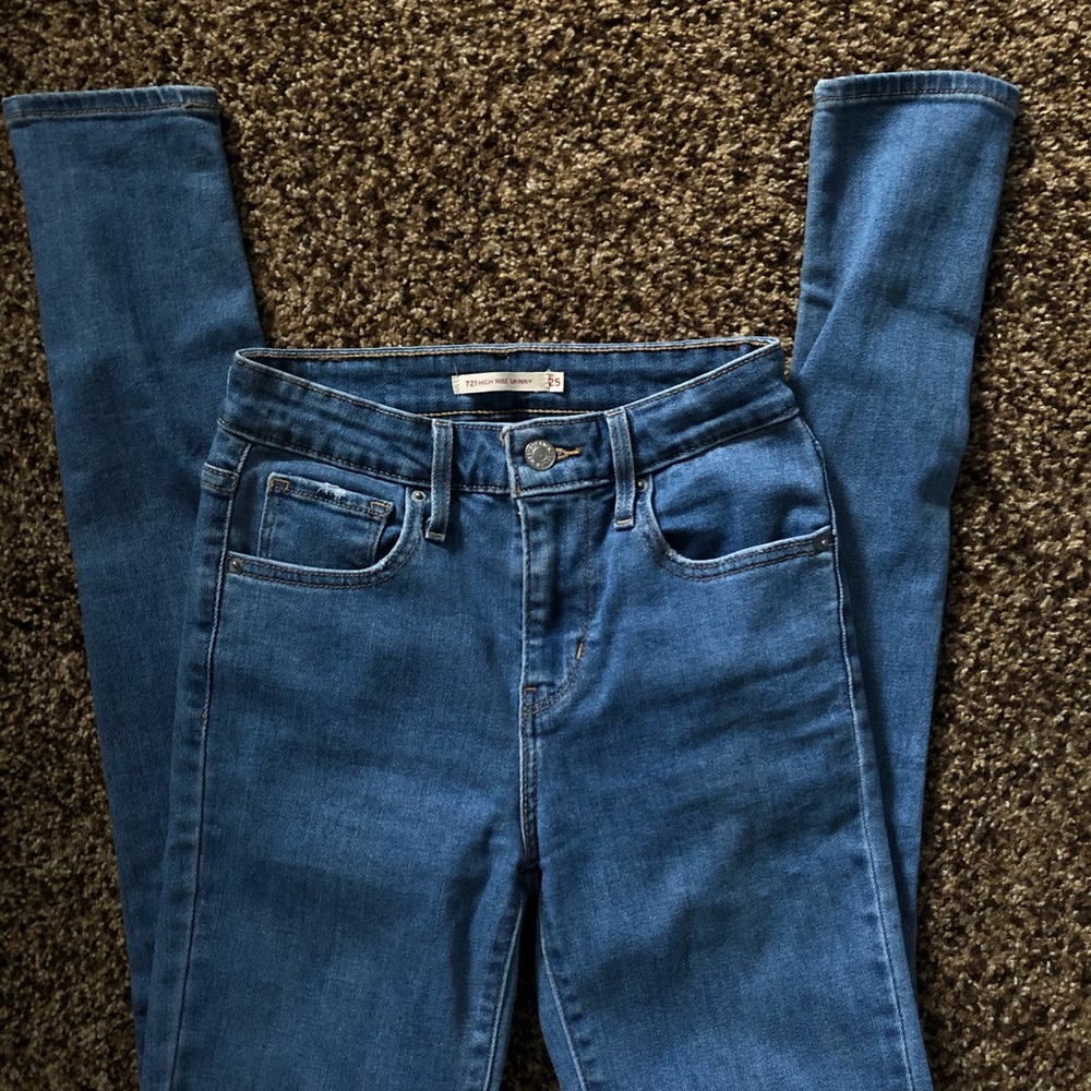 LEVIS 721 HIGH RISE SKINNY JEANS